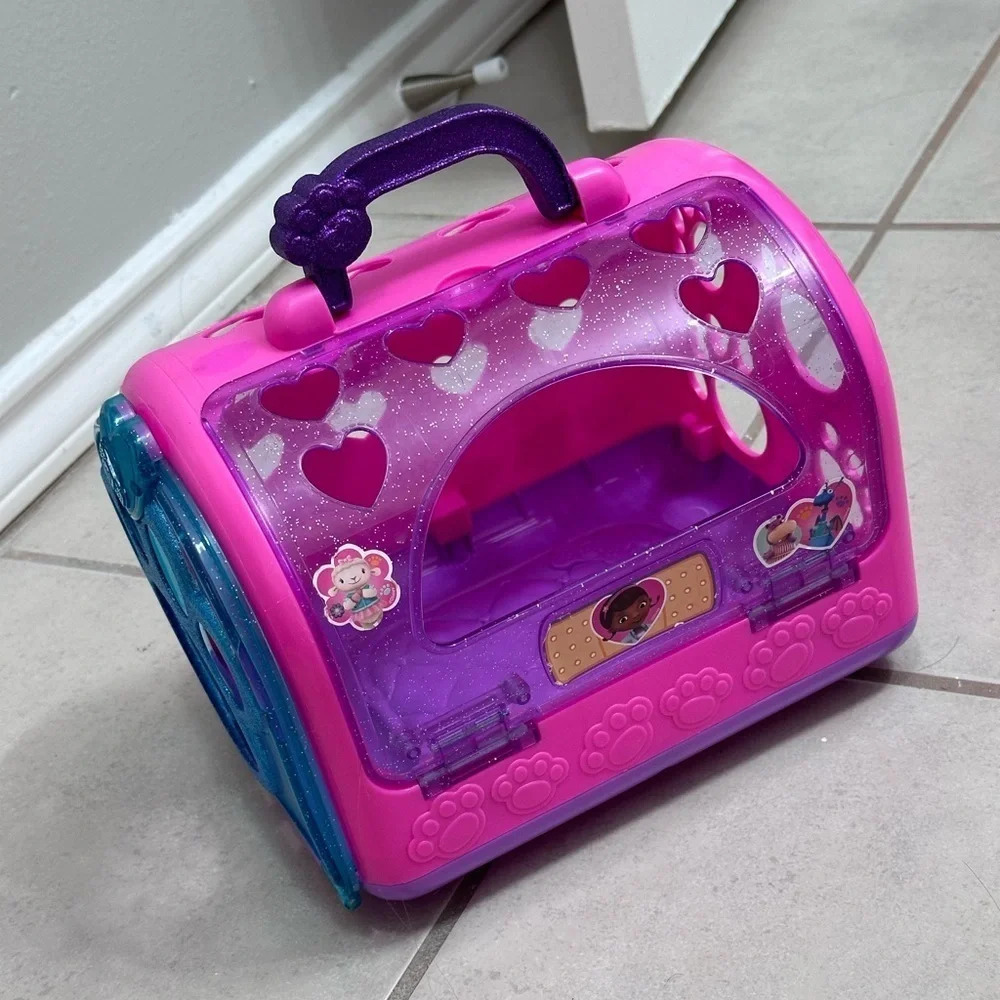 Disney Doc McStuffins Pet Rescue On-the-Go Vet‎ Carrier Toy